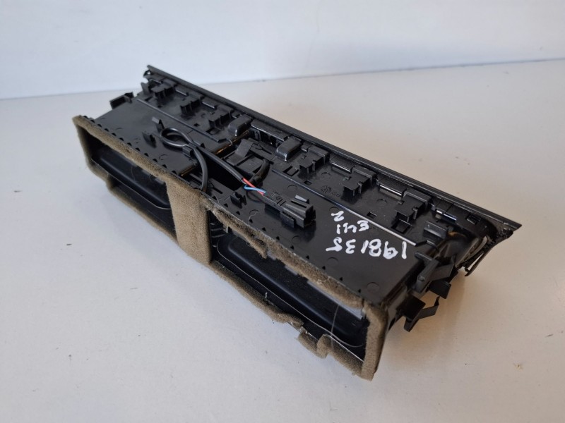 Recambio de aireador central para audi a4 berlina (8k2) cjcd referencia OEM IAM 8T1820951E  