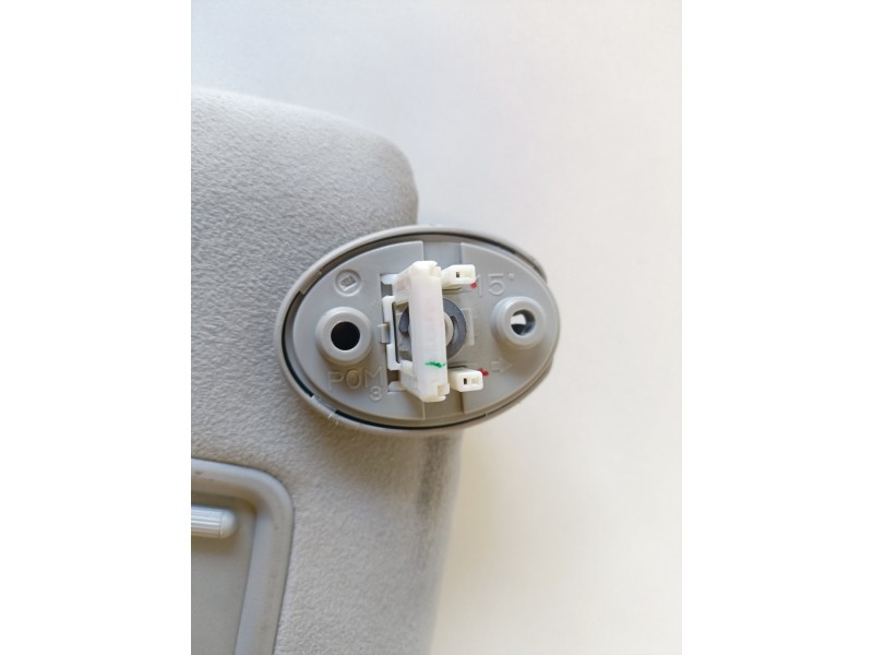 Recambio de parasol izquierdo para toyota land cruiser (j15) 1kdftv referencia OEM IAM   