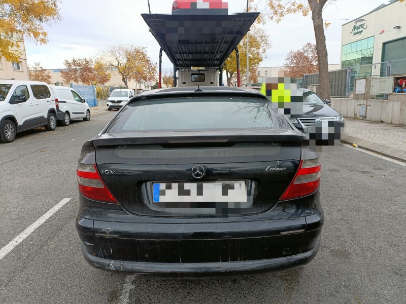 mercedes-benz clase c (bm 203) sportcoupe del año 2002