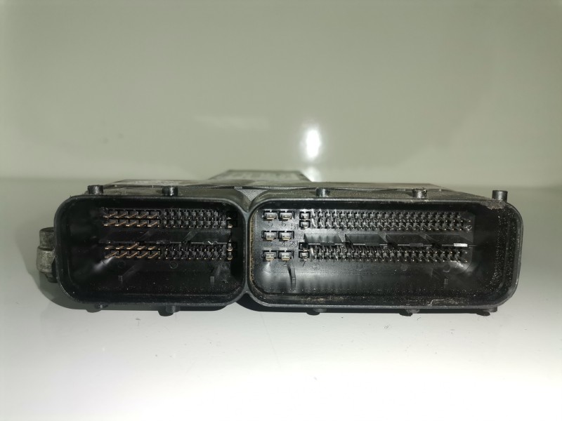 Recambio de centralita motor uce para opel corsa c z13dt referencia OEM IAM 55196352ZJ  