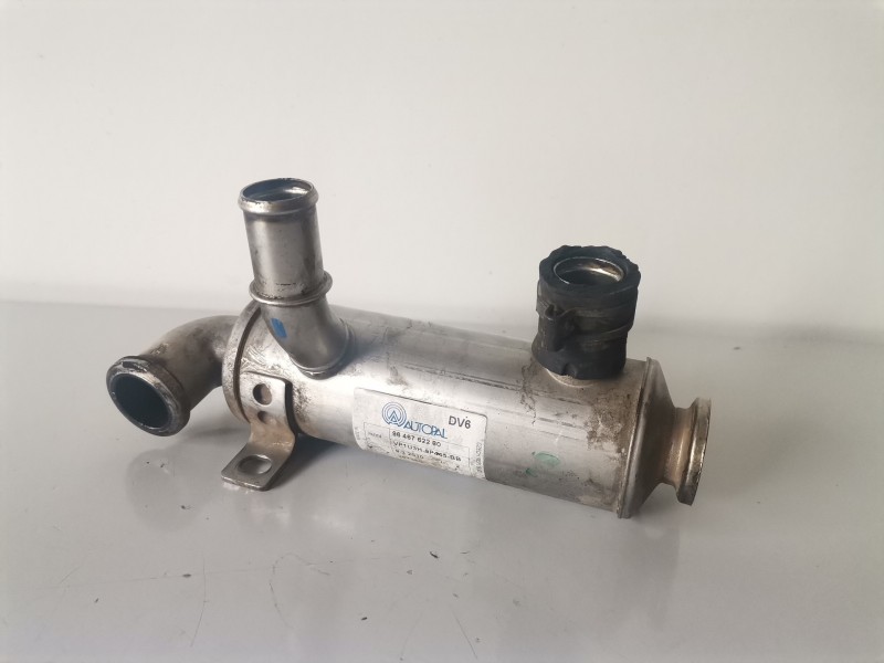 Recambio de enfriador egr para citroen c4 picasso 9h01 referencia OEM IAM 9646762280  