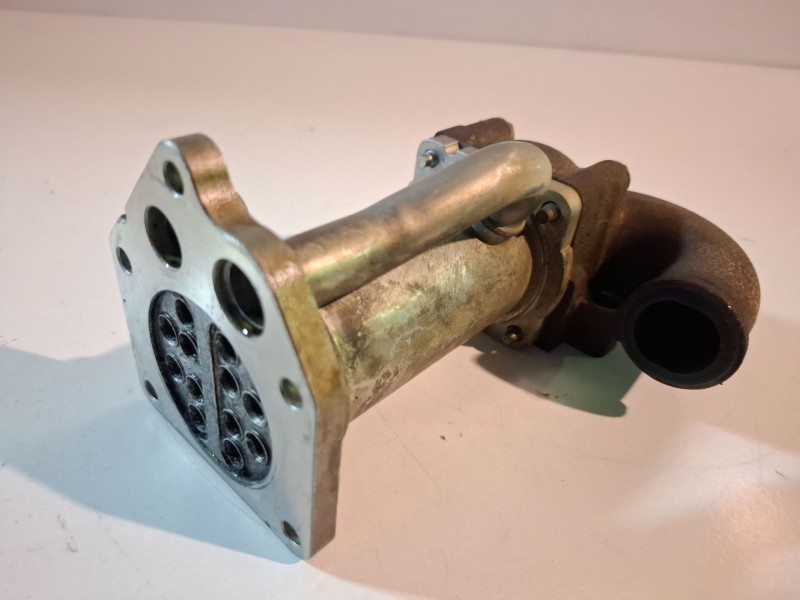 Recambio de enfriador egr para renault scenic ii (jm) k9k732 referencia OEM IAM 8200545260  