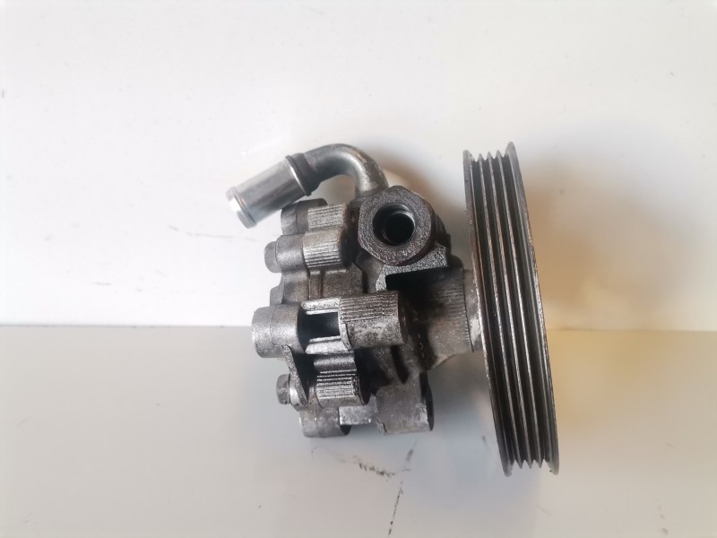 Recambio de bomba direccion para chrysler voyager (rg) vm4bc referencia OEM IAM   