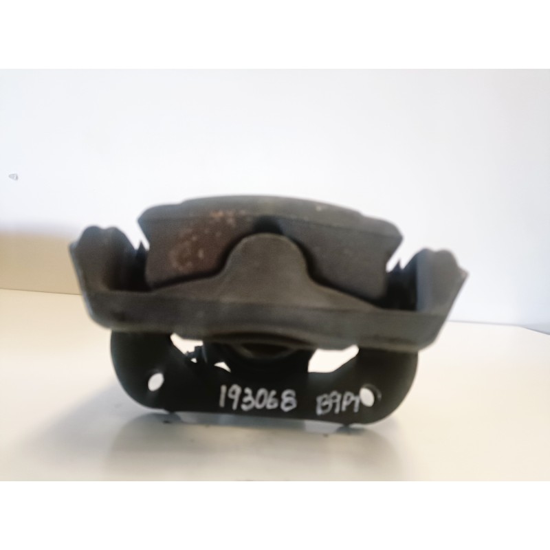 Recambio de pinza de freno delantera derecha para bmw serie 1 berlina (e81/e87) n47d20a referencia OEM IAM 3019B  