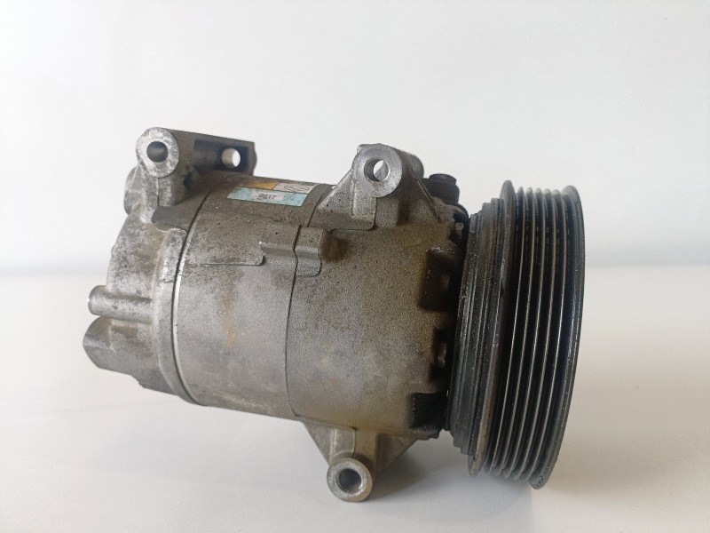 Recambio de compresor aire acondicionado para renault megane ii berlina 3p k4j730 referencia OEM IAM 8200316164  