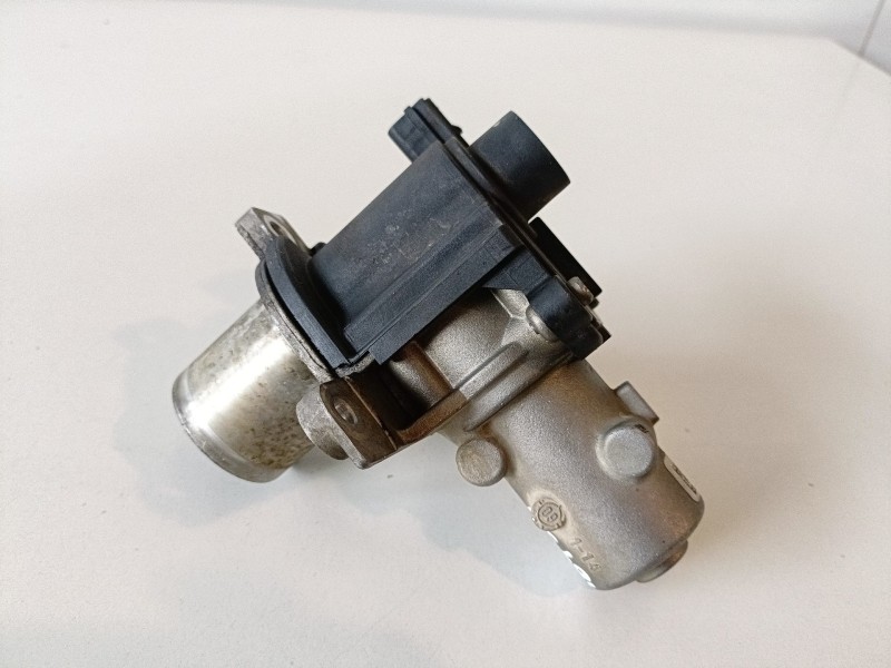 Recambio de valvula egr para renault megane iii berlina 5p k9k832 referencia OEM IAM H8200282949  