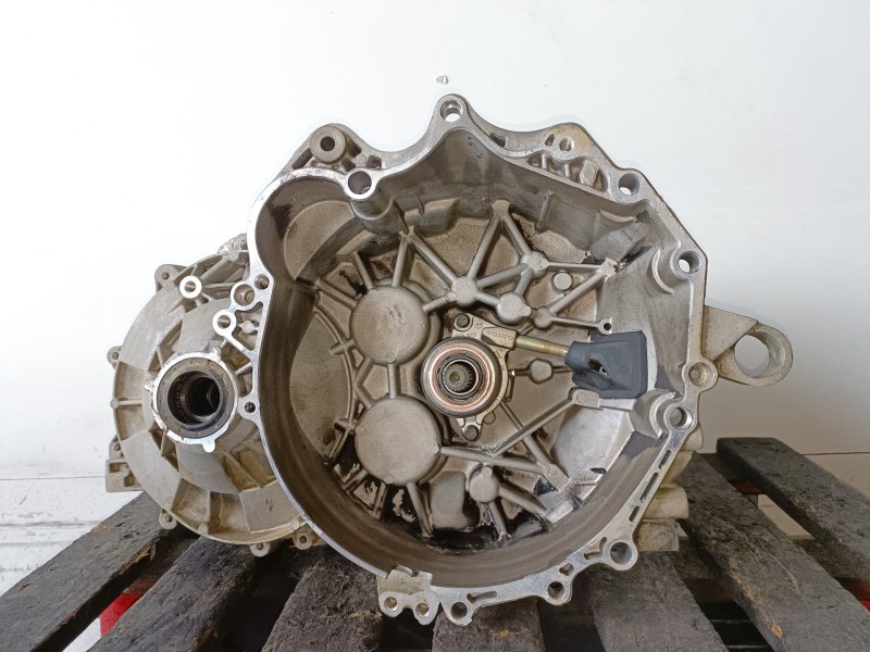 Recambio de caja cambios para volvo s80 berlina d5252t referencia OEM IAM P9482049  