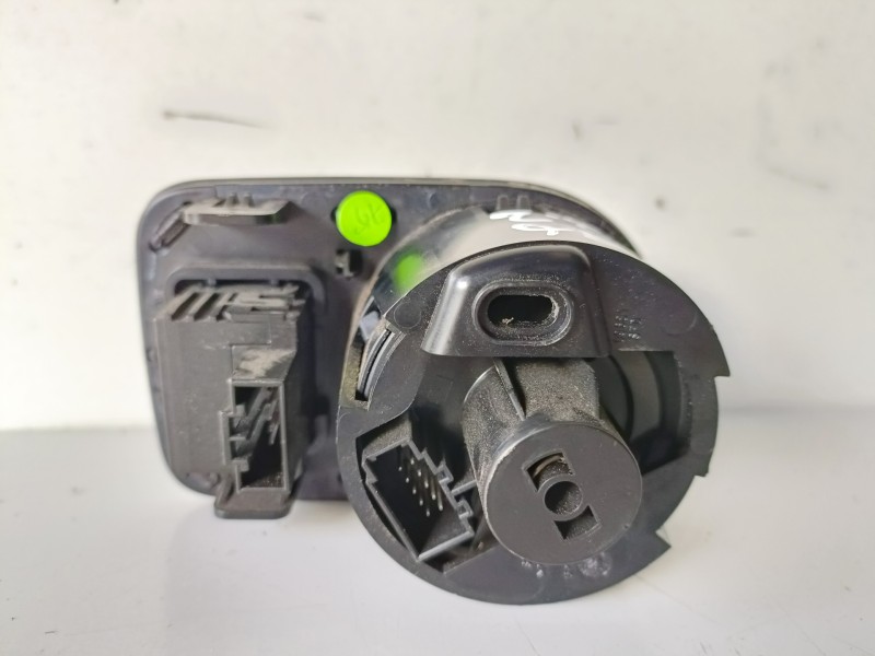 Recambio de mando luces para seat ibiza (6p1) chzb referencia OEM IAM 6P1858060  