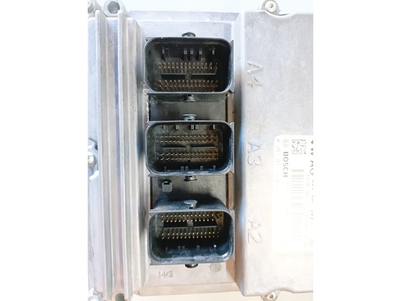 Recambio de centralita motor uce para audi a4 avant (8w5) cswb referencia OEM IAM 0281031650/059907309F  
