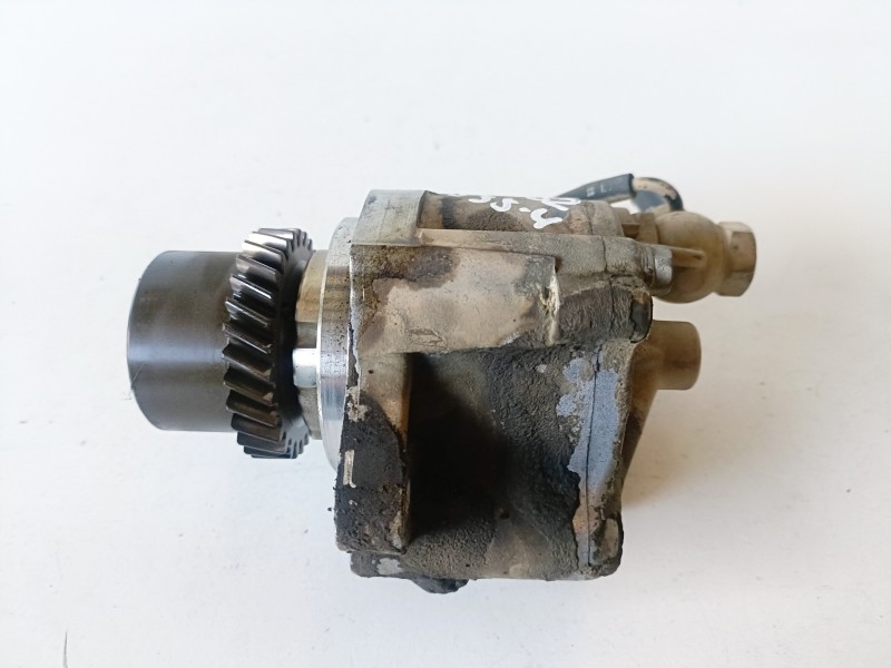 Recambio de depresor freno / bomba vacio para toyota land cruiser (j9) 1kzte referencia OEM IAM   
