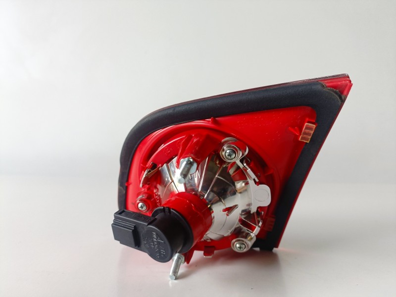 Recambio de piloto trasero izquierdo para volkswagen passat berlina (3c2) cba referencia OEM IAM 3C5945093E  