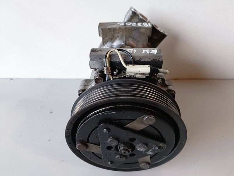 Recambio de compresor aire acondicionado para renault kangoo i (f/kc0) f8q632 referencia OEM IAM   