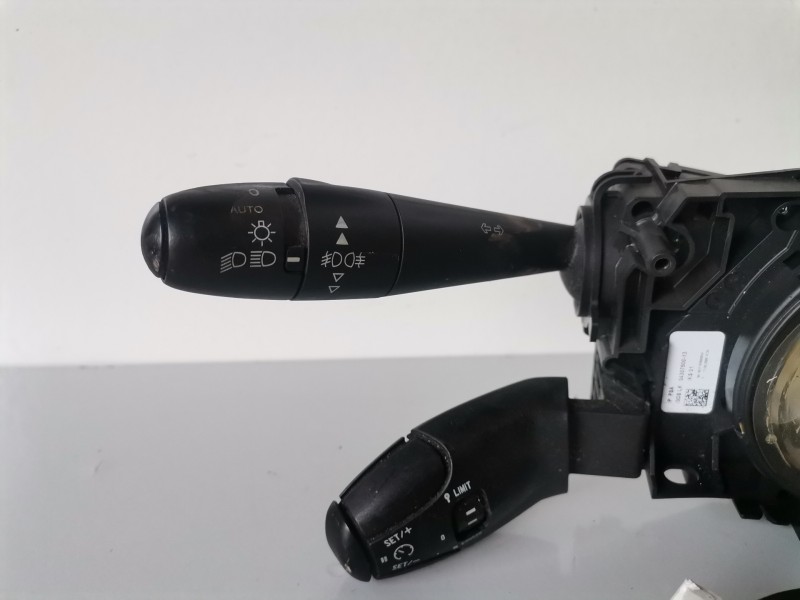 Recambio de mando luces para peugeot 3008 9hz / 9h01 referencia OEM IAM 96663614XT  