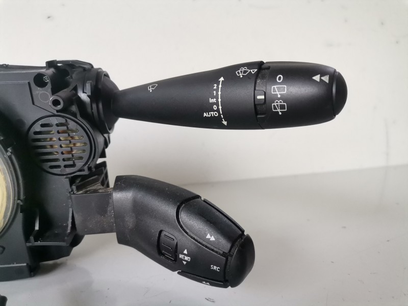 Recambio de mando luces para peugeot 3008 9hz / 9h01 referencia OEM IAM 96663614XT  