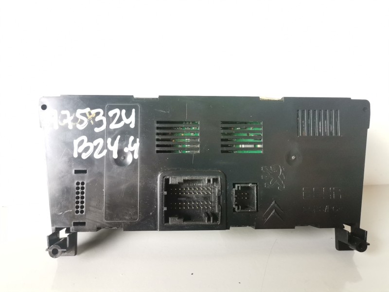 Recambio de mando climatizador para peugeot 3008 9hz / 9h01 referencia OEM IAM 96837481XT  
