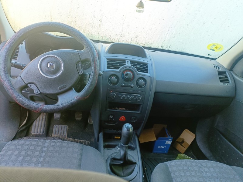 renault megane ii berlina 5p del año 2006