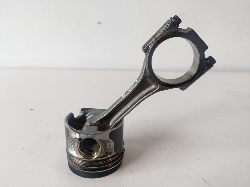 Recambio de piston para volkswagen passat cc (357) cffb referencia OEM IAM 081188  