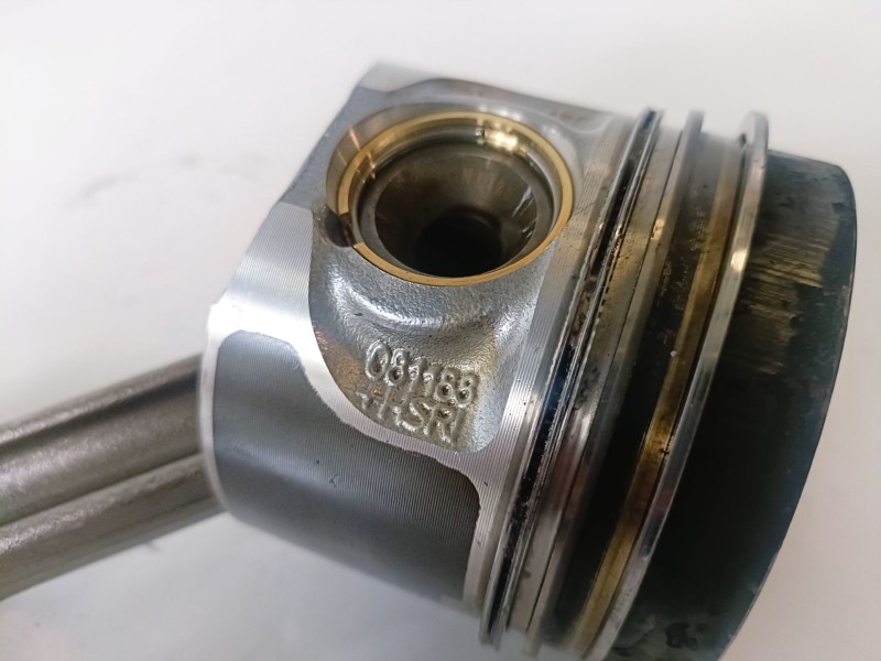 Recambio de piston para volkswagen passat cc (357) cffb referencia OEM IAM 081188  
