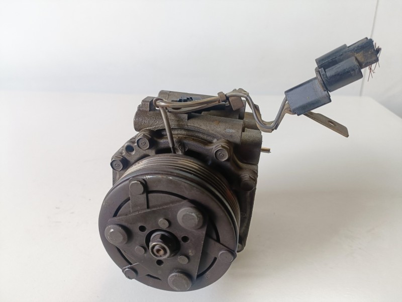 Recambio de compresor aire acondicionado para mitsubishi carisma berlina 5 (da0) 4g92 referencia OEM IAM MR500007  
