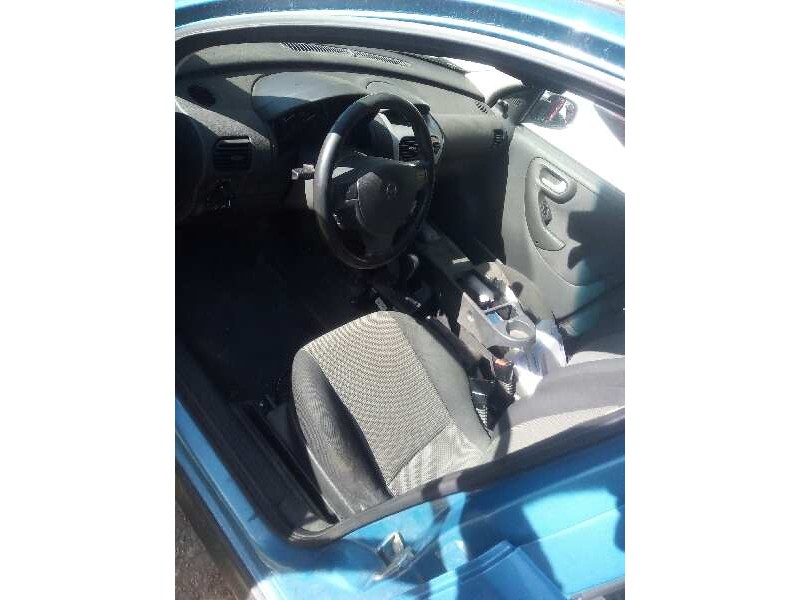 opel corsa c del año 2004