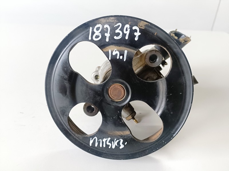 Recambio de bomba direccion para mitsubishi carisma berlina 5 (da0) 4g92 referencia OEM IAM   