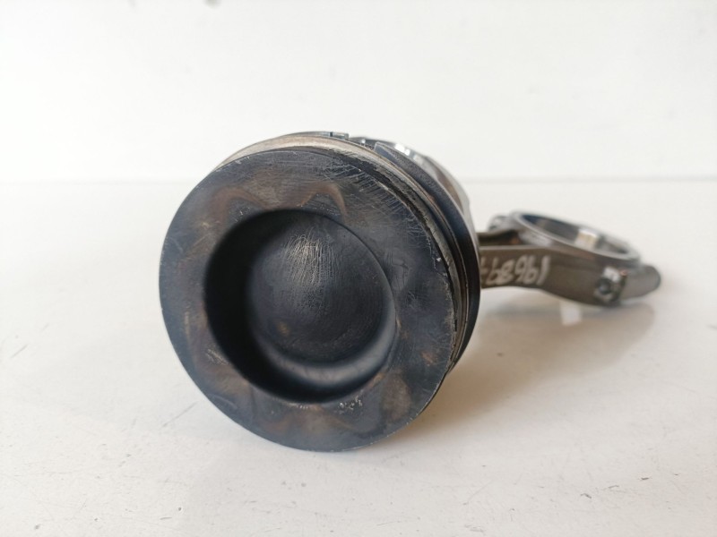Recambio de piston para volkswagen passat cc (357) cffb referencia OEM IAM 081188  