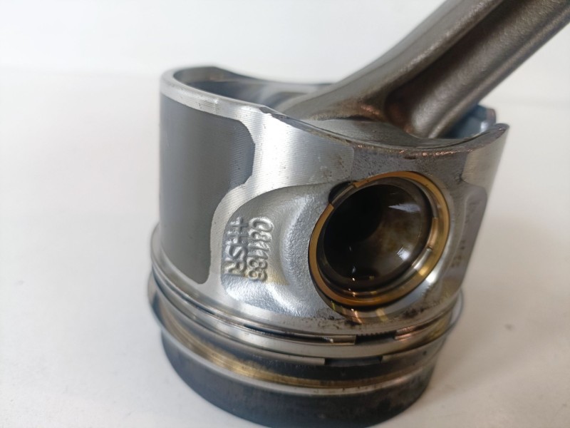 Recambio de piston para volkswagen passat cc (357) cffb referencia OEM IAM 081188  