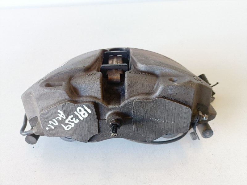 Recambio de pinza de freno delantera izquierda para audi a4 avant (8w5) cswb referencia OEM IAM   