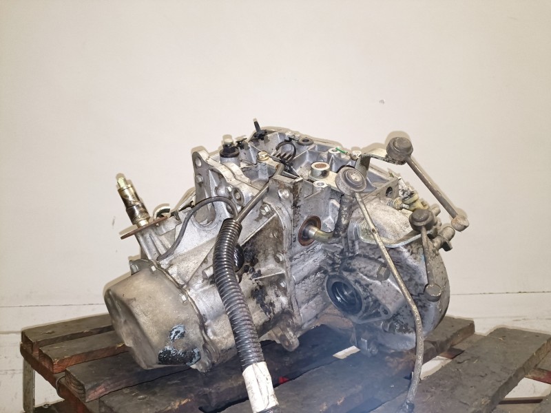 Recambio de caja cambios para citroen xsara berlina dhy referencia OEM IAM 20TA45  