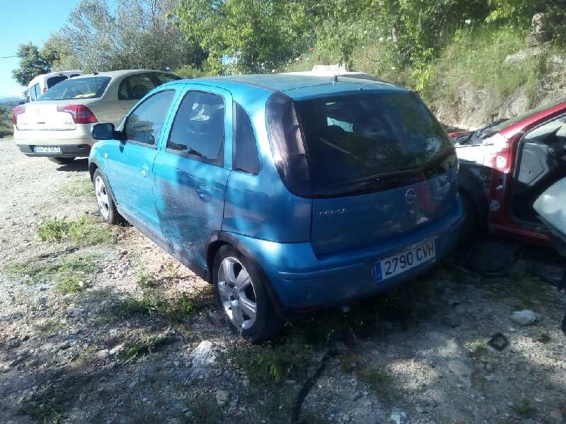 opel corsa c del año 2004