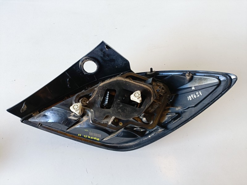 Recambio de piloto trasero izquierdo para opel astra h gtc z17dtr referencia OEM IAM 342691834  