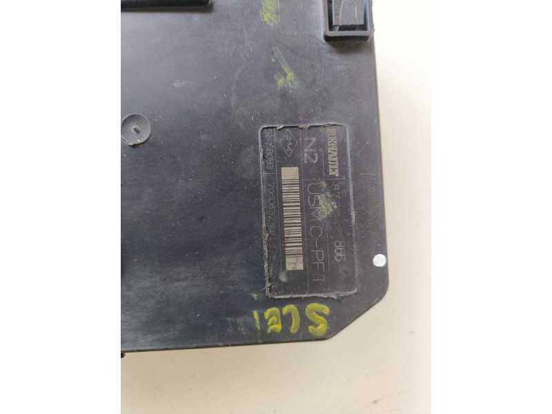 Recambio de caja reles / fusibles para renault scenic ii (jm) k4m766 referencia OEM IAM 519158083  
