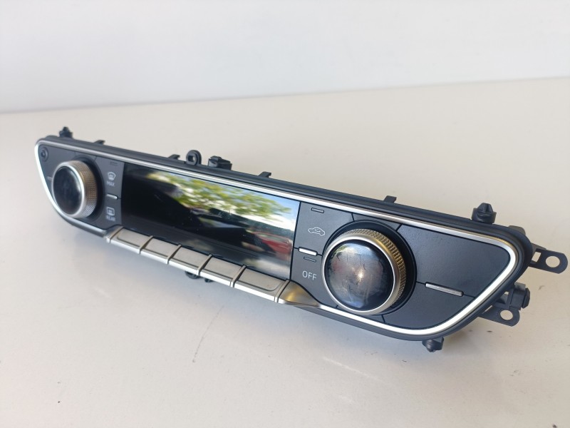 Recambio de mando climatizador para audi a4 avant (8w5) cswb referencia OEM IAM 8W0820043F  