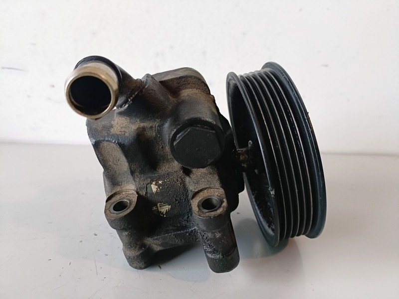 Recambio de bomba direccion para ford fiesta courier (dx) j4r referencia OEM IAM   