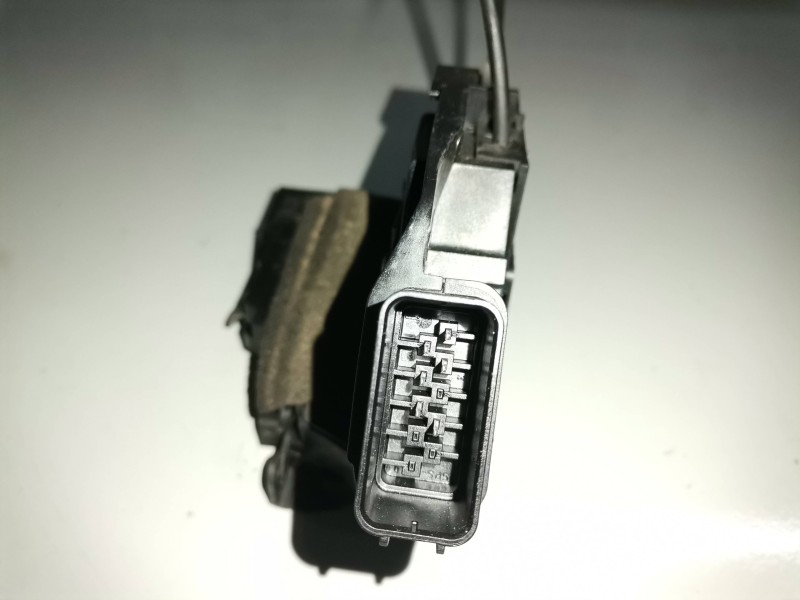Recambio de cerradura puerta delantera derecha para mazda 3 berlina (bk) y6 referencia OEM IAM 3N6AA21812D  