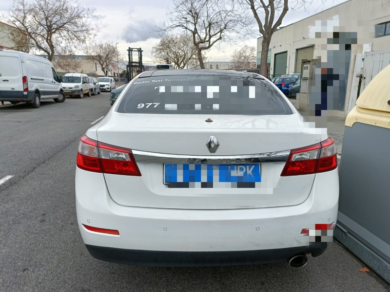 renault latitude del año 2012