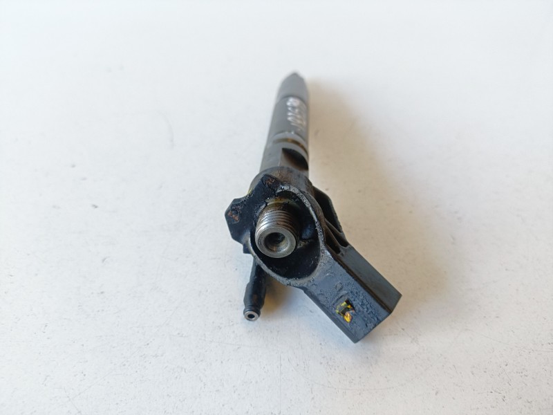Recambio de inyector para mercedes-benz sprinter ii kombi 646986 referencia OEM IAM 0445115069  