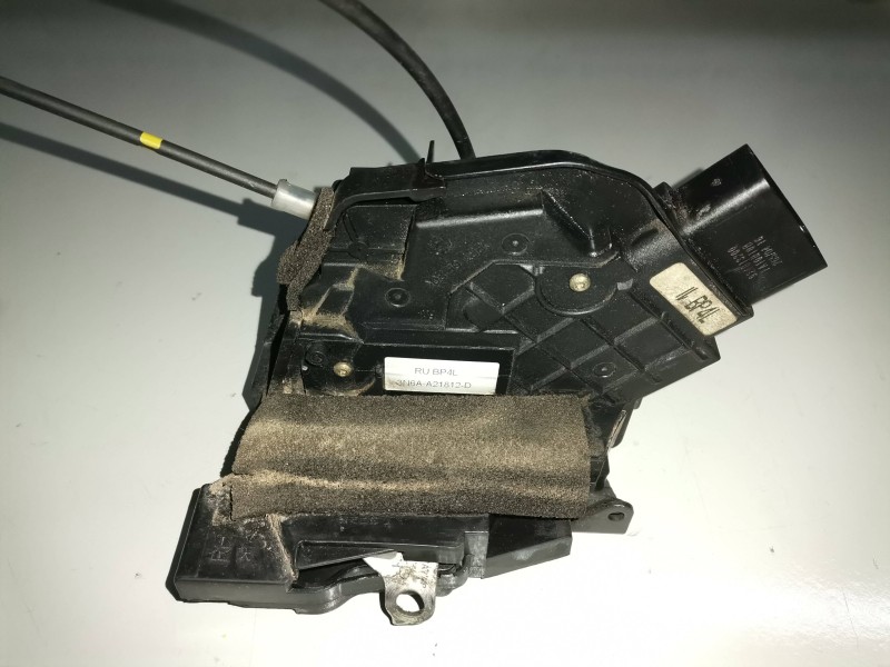 Recambio de cerradura puerta delantera derecha para mazda 3 berlina (bk) y6 referencia OEM IAM 3N6AA21812D  