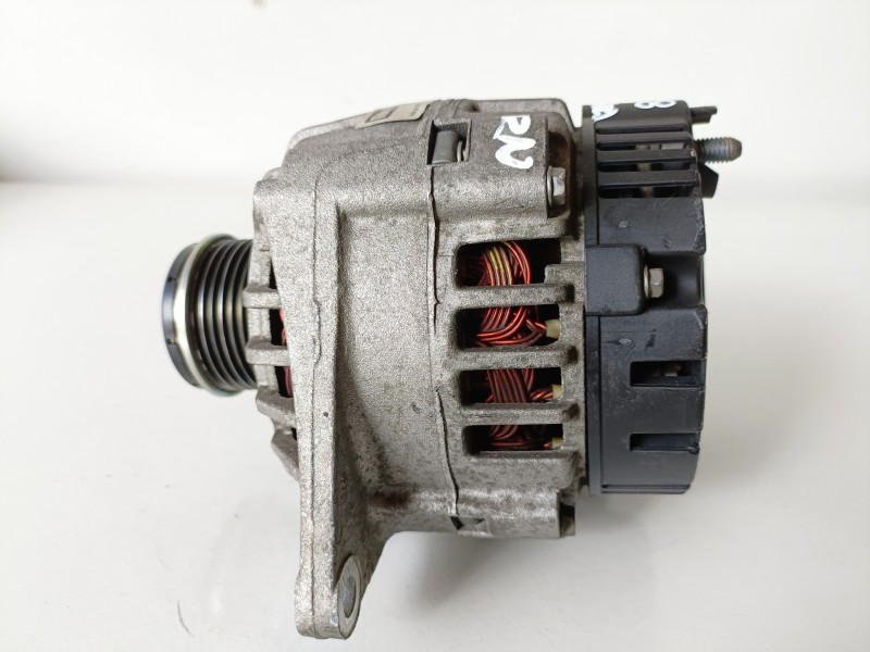 Recambio de alternador para renault scenic i (ja...) f9q732 referencia OEM IAM SG10B019  