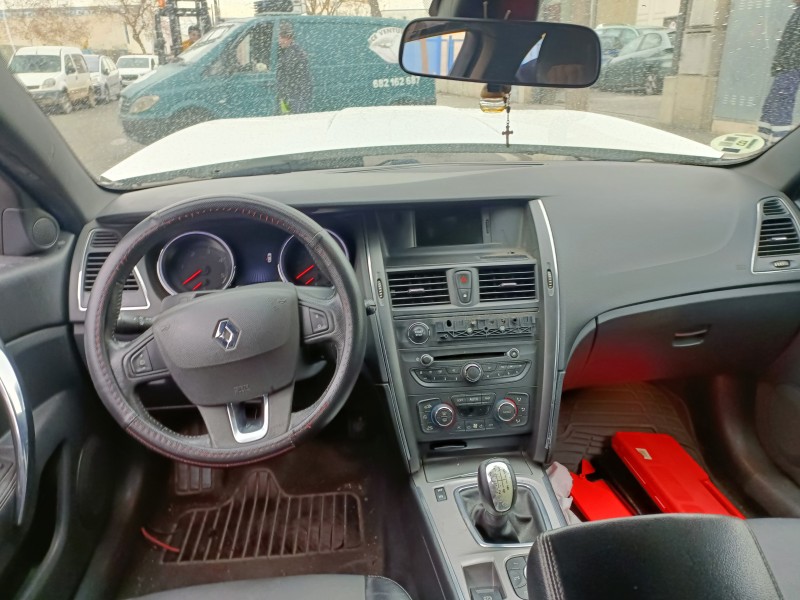 renault latitude del año 2012