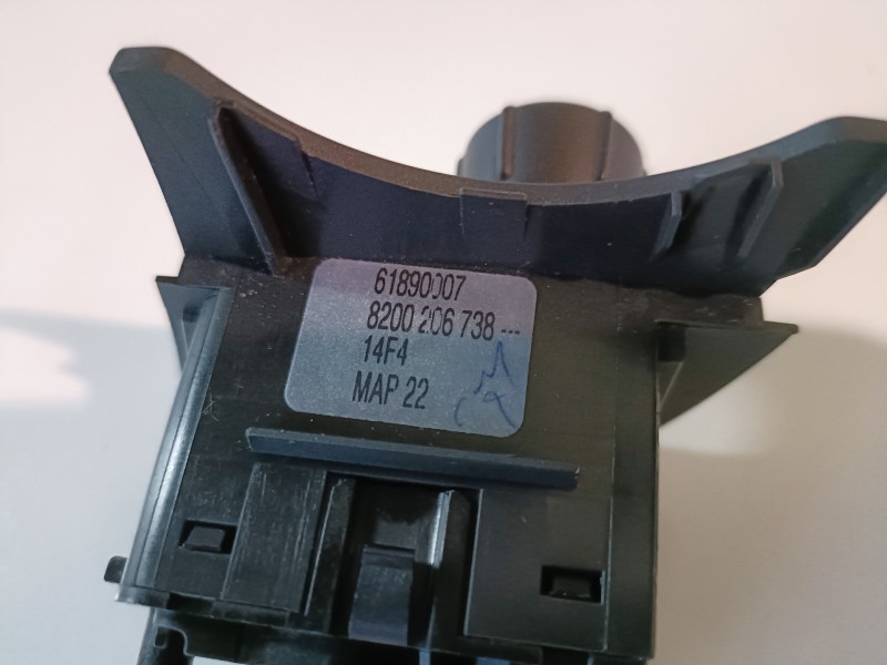 Recambio de modulo electronico para renault scenic ii (jm) f9q812 referencia OEM IAM 8200206738  