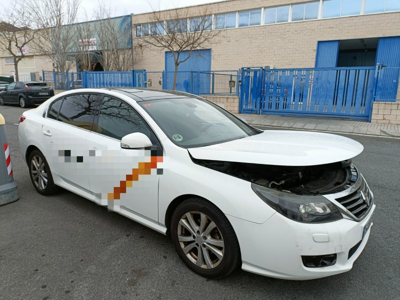 renault latitude del año 2012