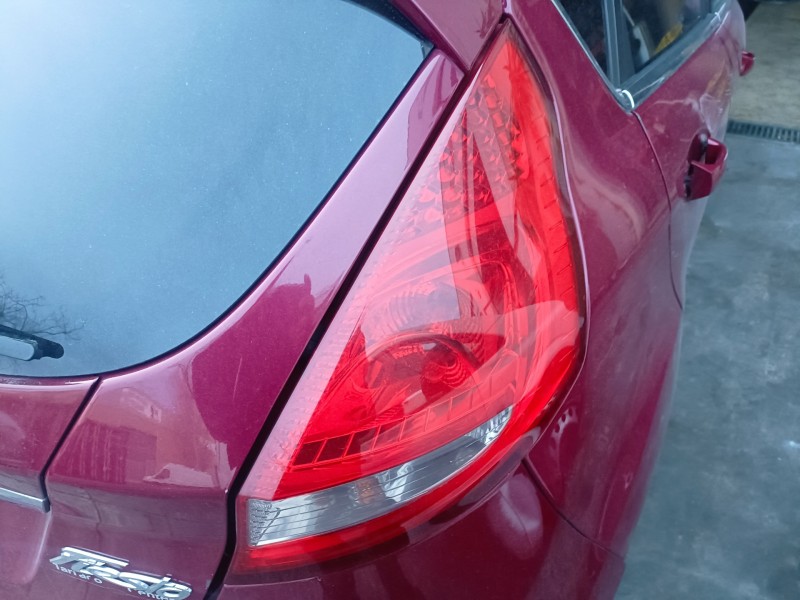 ford fiesta (cb1) del año 2010