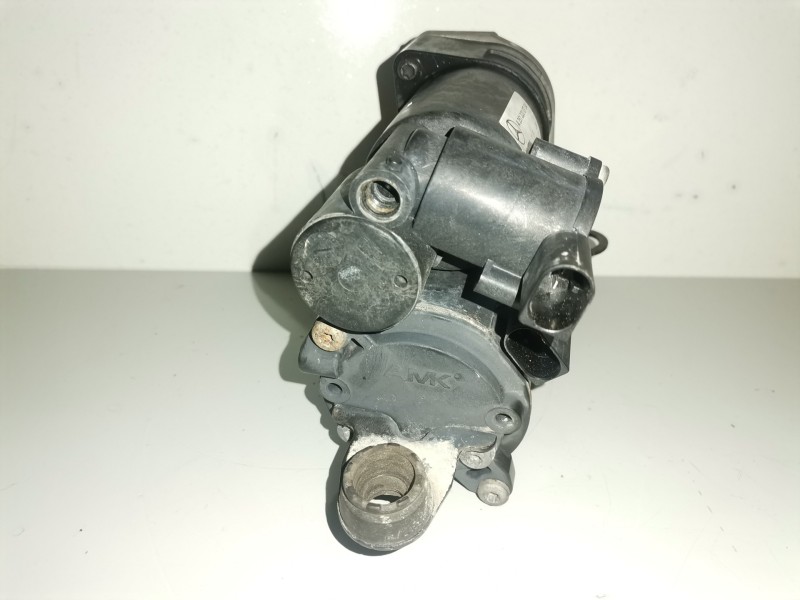 Recambio de bomba suspension para mercedes-benz clase r (bm 251) 642950 referencia OEM IAM A2513200704  