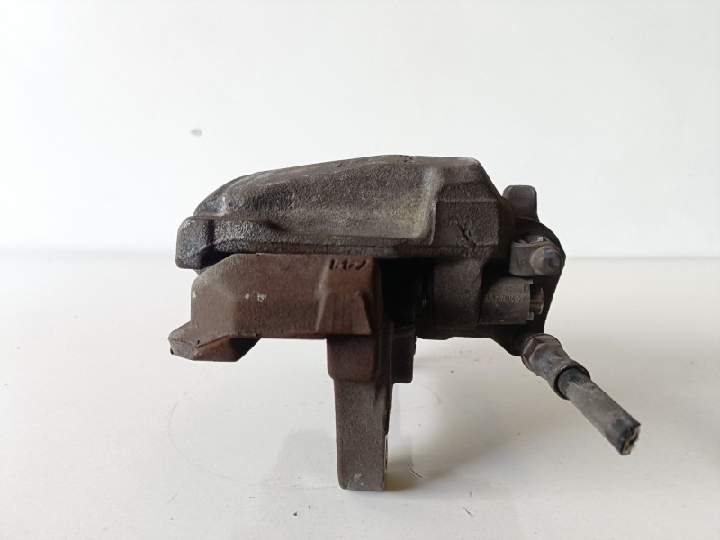 Recambio de pinza de freno delantera derecha para audi a4 berlina (8k2) cjcd referencia OEM IAM   