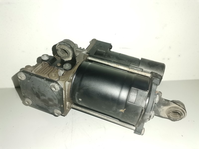 Recambio de bomba suspension para mercedes-benz clase r (bm 251) 642950 referencia OEM IAM A2513200704  