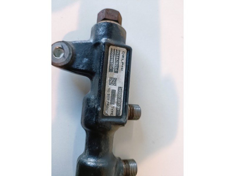 Recambio de rampa inyectora para kia carnival ii (fl) j3 referencia OEM IAM 315004X500/R9144Z031A  