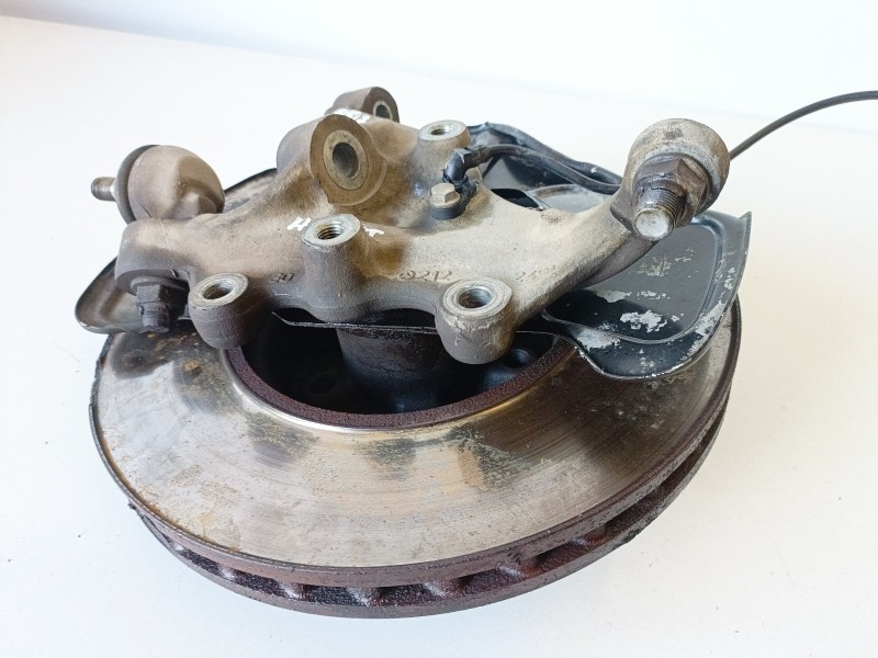 Recambio de mangueta delantera derecha para mercedes-benz clase e (bm 212) lim. 642852 referencia OEM IAM   