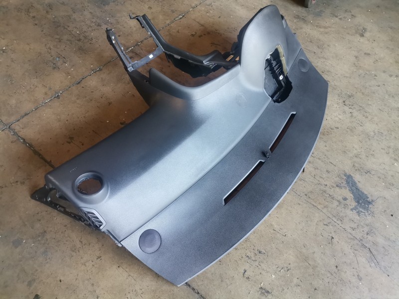 Recambio de salpicadero para peugeot 3008 9hz / 9h01 referencia OEM IAM 9685506177/9685481677  
