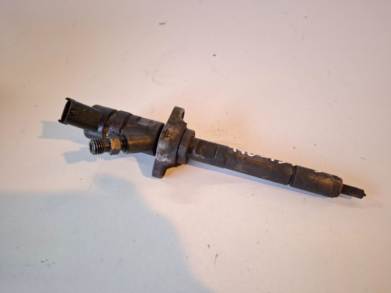 Recambio de inyector para citroen jumpy 9hu referencia OEM IAM 0445110239  